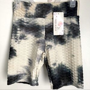 Ruched bum biker shorts size small/ medium